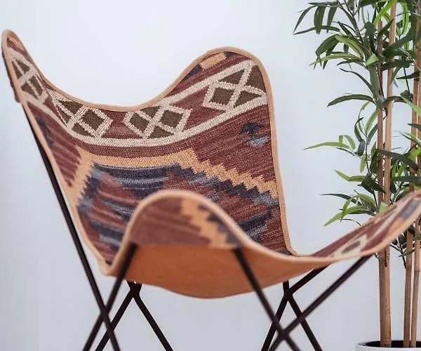 לינה וארוחת בוקר Break For Two 4*