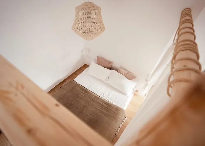 Break For Two אגרופולי