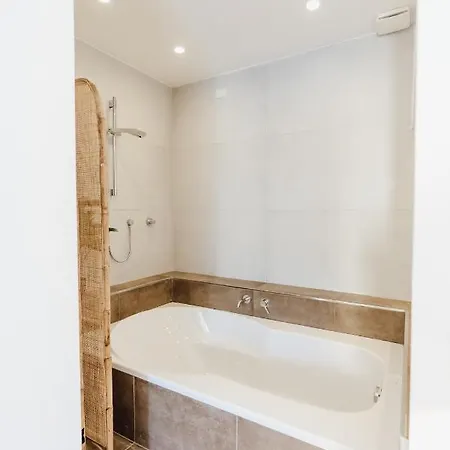 Bed & Breakfast Break For Two 4*