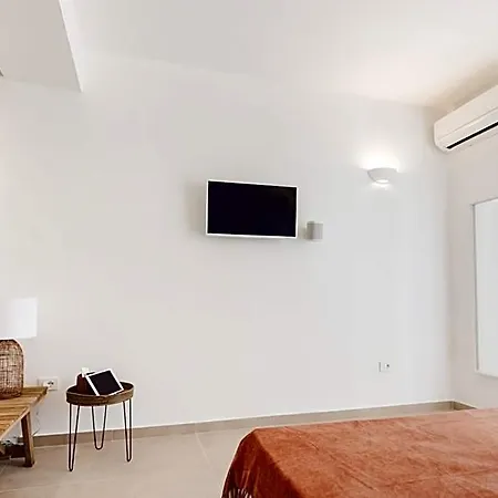Break For Two 4* أغروبولي