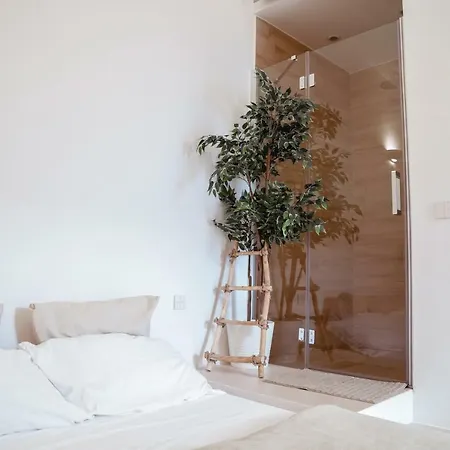 Bed & Breakfast Break For Two