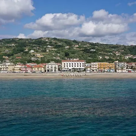 Break For Two Bed & Breakfast 4*