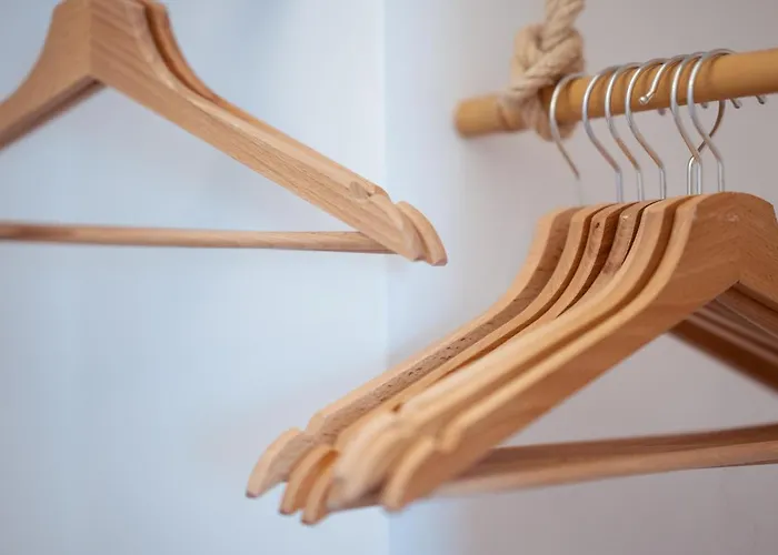 Break For Two 아그로폴리